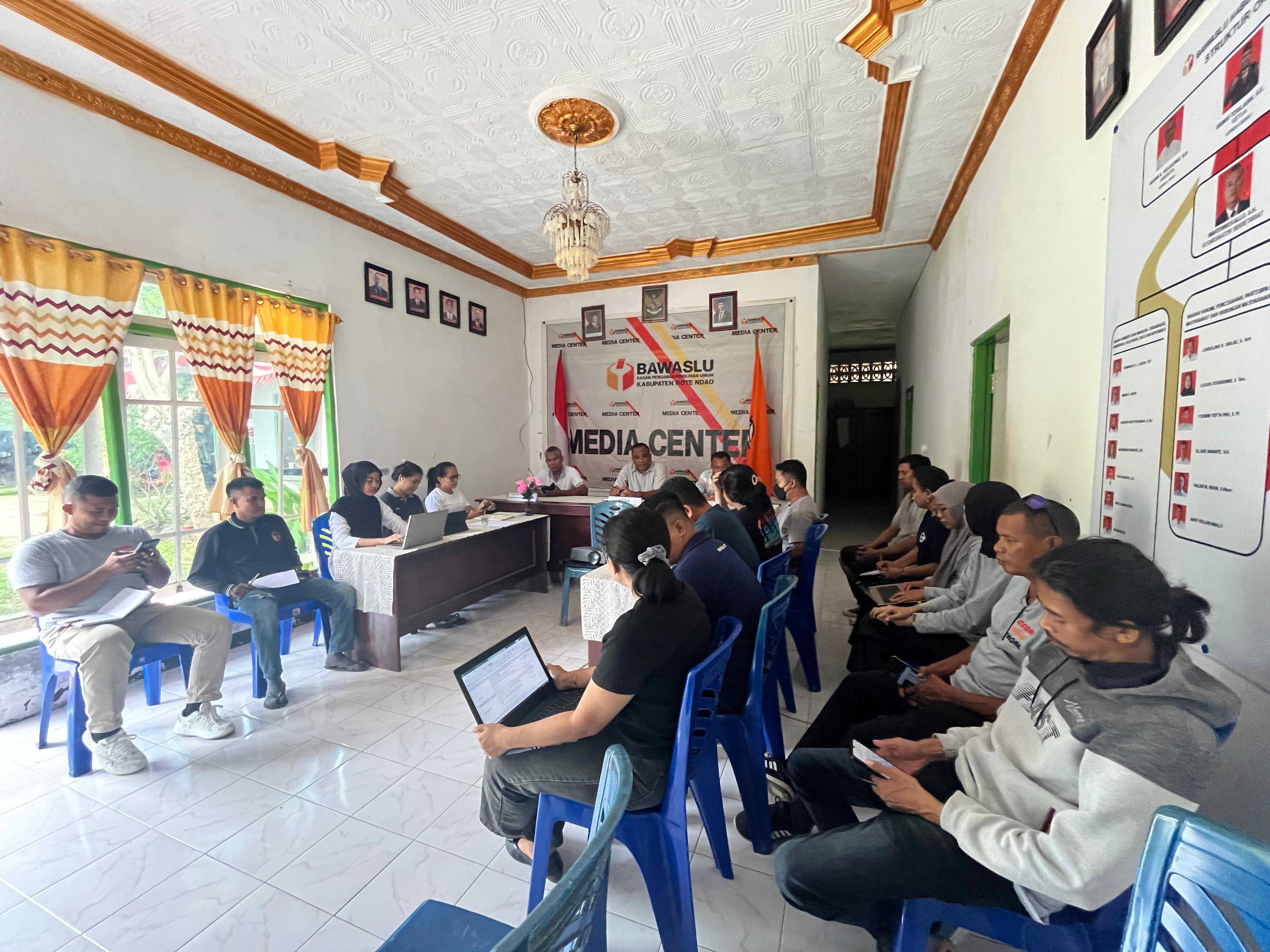 Foto Rapat Pengelolaan Administrasi Keuangan