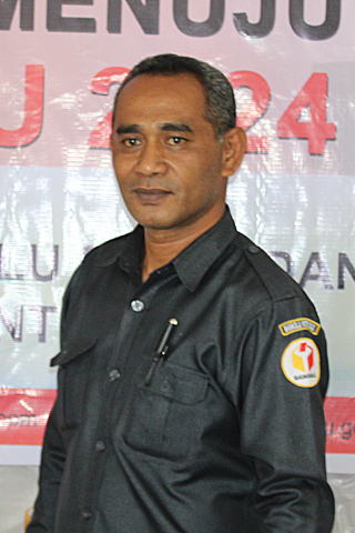 Anggota Bawaslu Kabupaten Rote Ndao Hasan Suwari Selolong, SH