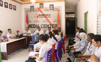 Foto Rapat Pembinaan dan Penguatan Kelembagaan (Rabu, 05/10/2025)